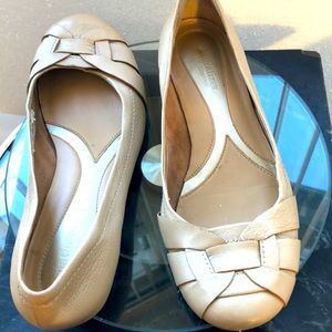 Naturalizer flat shoes good condition leather
